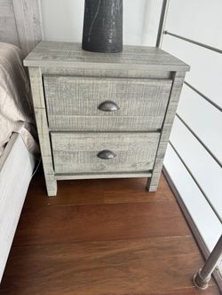2 Altamirano Solid Wooden Nightstands Grey - Set Of Two