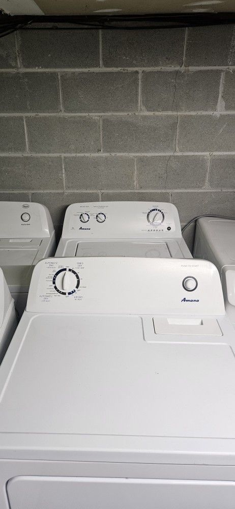 Amana Washer And Dryer Set