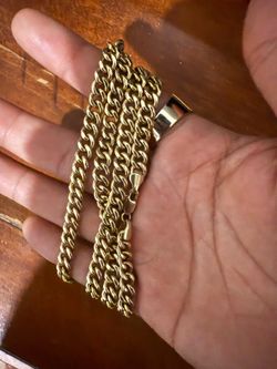 14k gold Cuban link chain