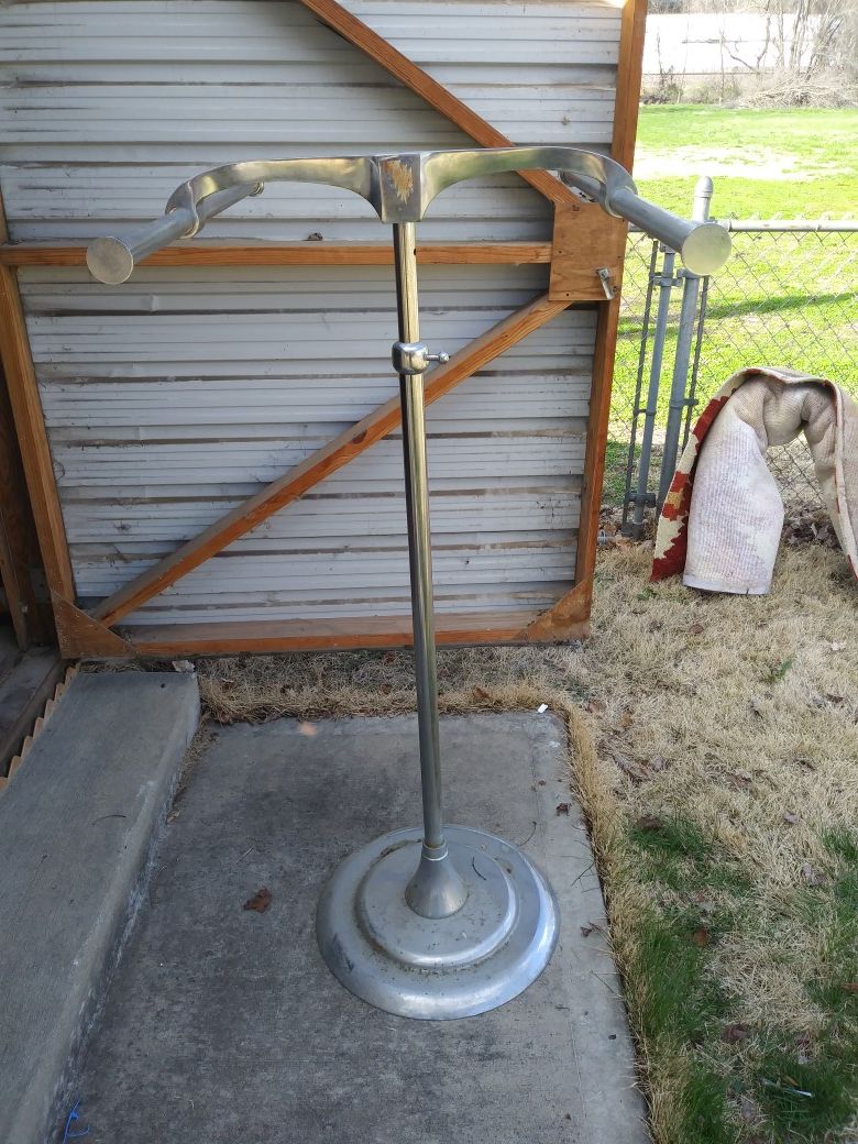 1970s adjustable clothing rack