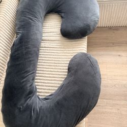 Pregnancy Pillow (washable cover)