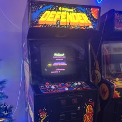 ORIGINAL Defender arcade game by Williams