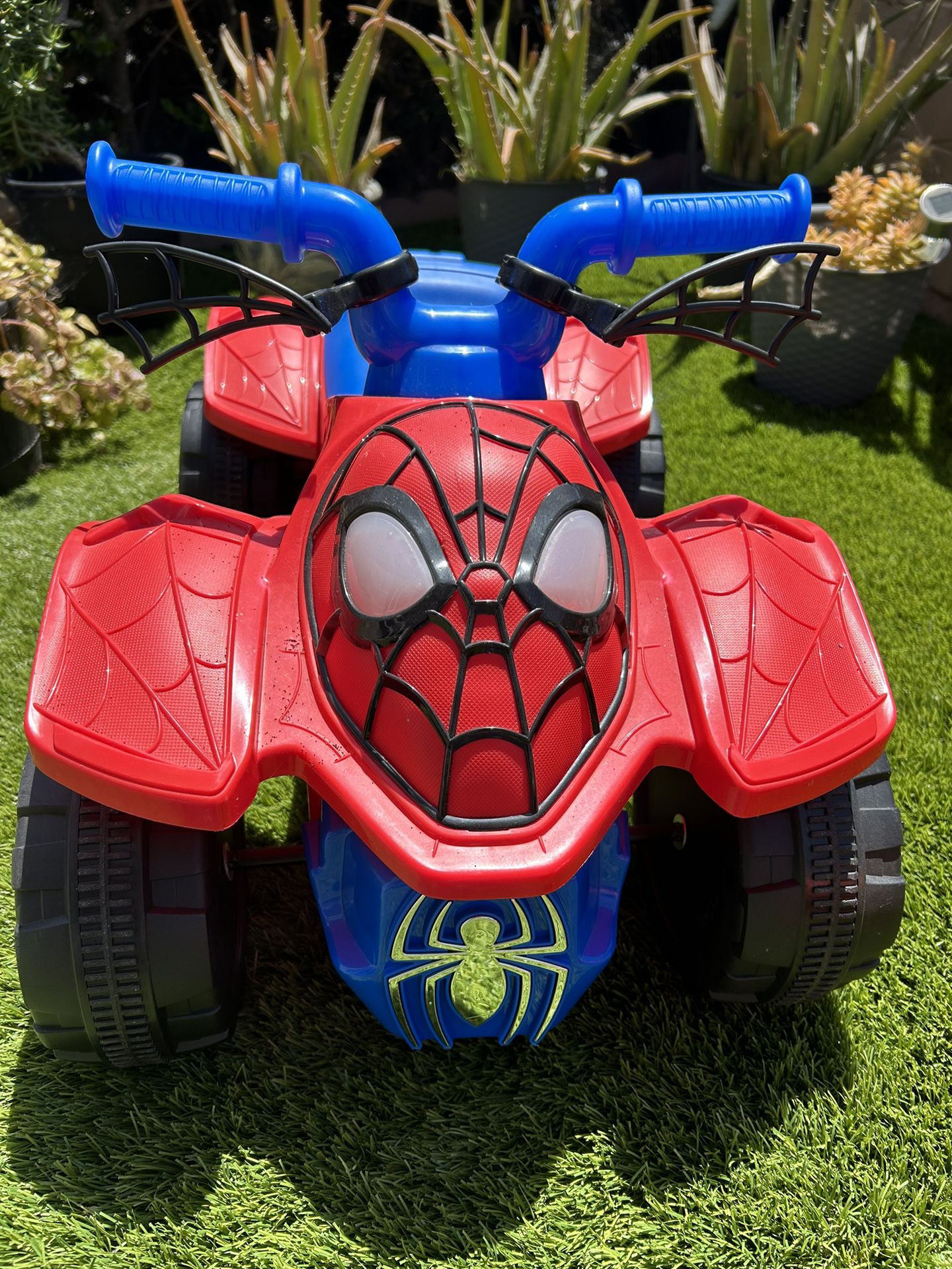 Spider-man electric car 