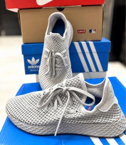 Adidas Deerupt Runner – Gray – Men’s Size 9