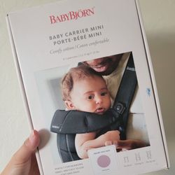 Baby Björn Baby Carrier Mini