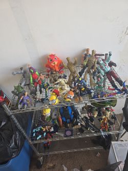 Assorted action figures