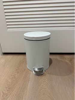 Trash Can