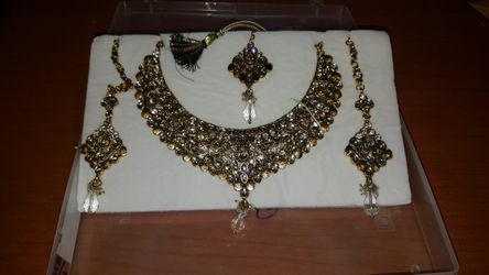 Indian Bridal Wedding Jewelry Beautiful Set