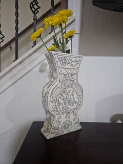 Retired HATCH vase