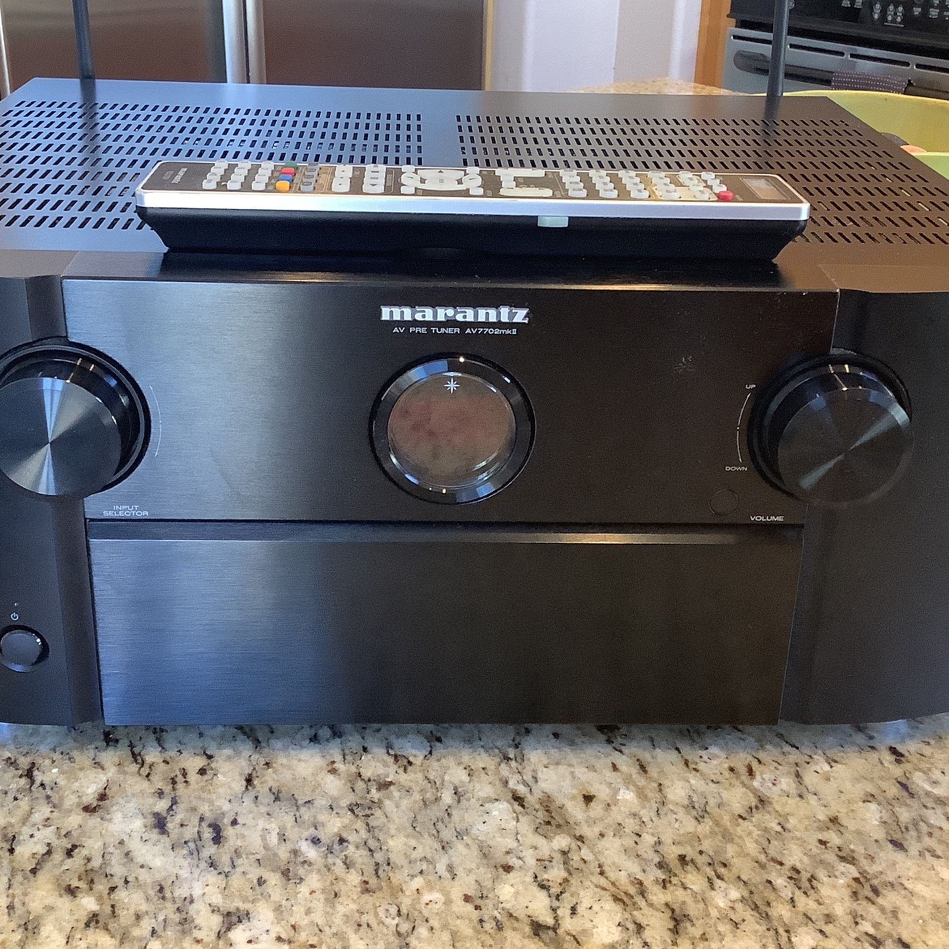 Marantz 7702mk2 Surround processor