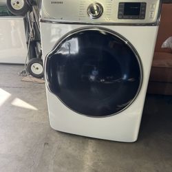 King Side Steam Gas Dryer Samsung White 9.4  W 30”