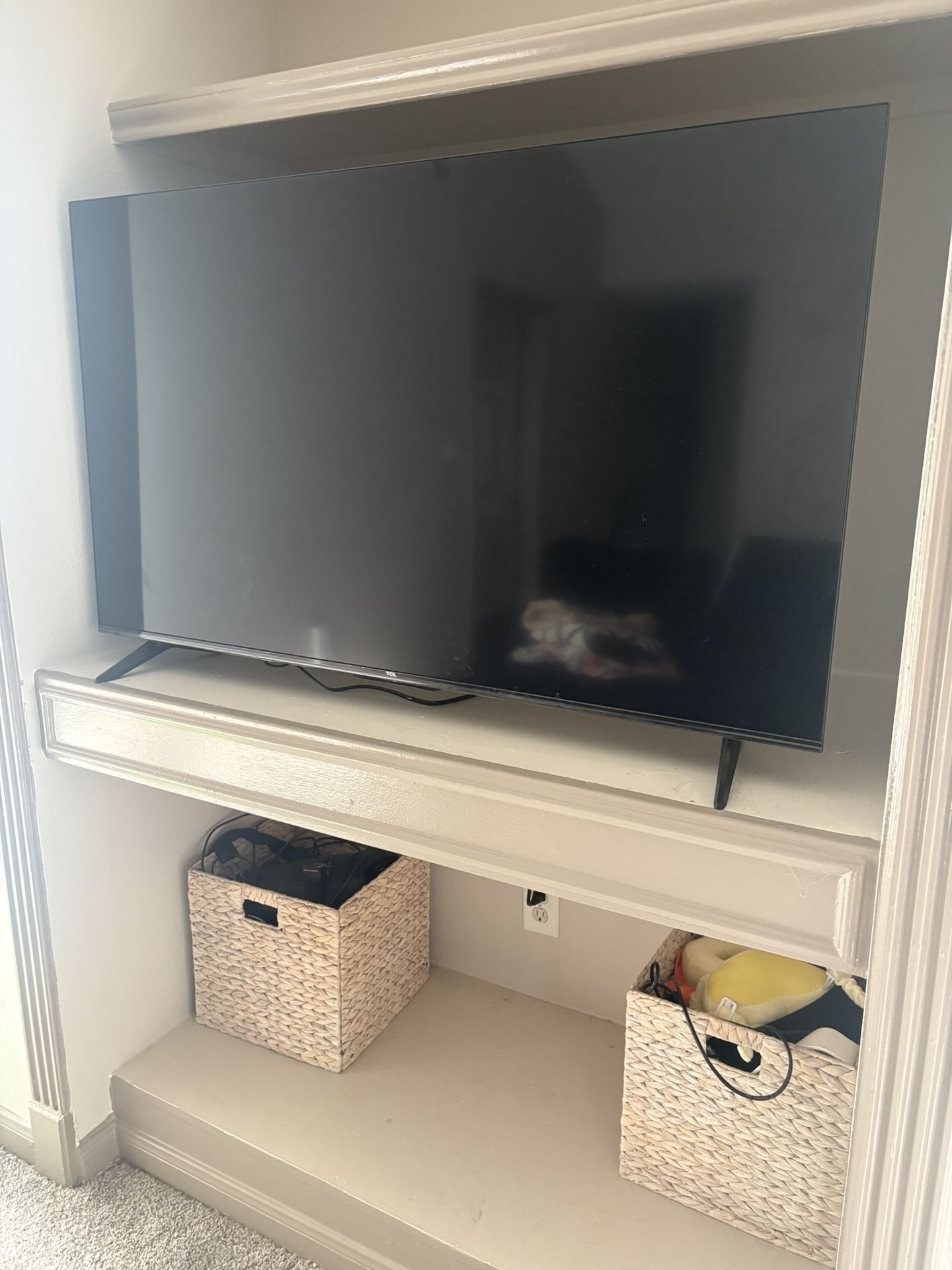 50 Inch TCL Smart T.V