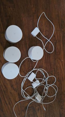 4 Google​mesh routers
