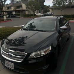 2010 Ford Taurus