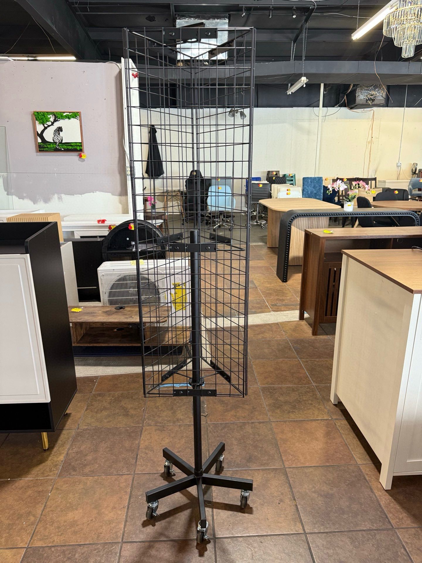 Triangular Gridwall Panel Display Stand with Base and Pole, Black Grid Wall Panels with Wheels, Craft Gridwall Display Rack, Art Display Stand(Black)