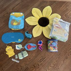 Bundle of Kids Bath Supplies / Toys