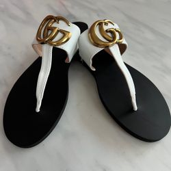 New Women’s Gucci Sandals Euro 38/7