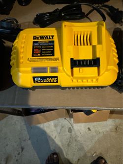 Cargador rápido de 8 Amperios