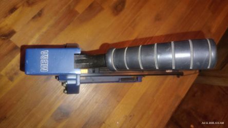 Manual carton stapler C-type