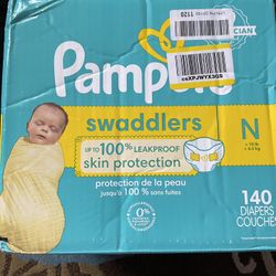 Newborn Pampers 
