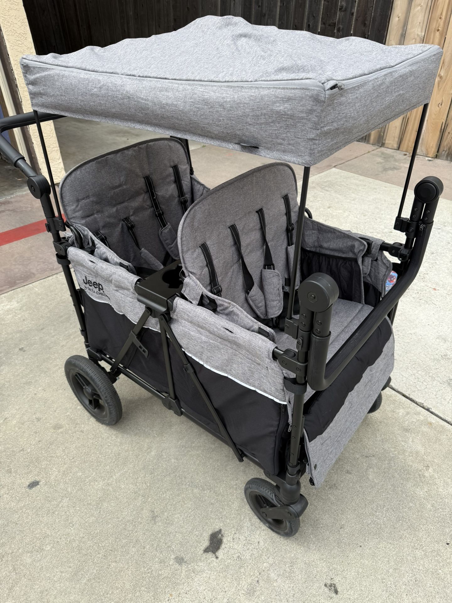 Jeep Wagon Stroller 4 Seater