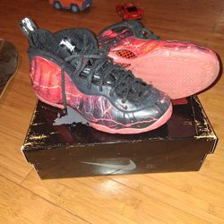 Stranger Thing Foams 10.5