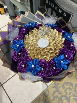 All new 17 eternal roses that last forever flowers and 1 sunflower that last forever flowers