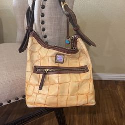 Dooney & Bourke Purse