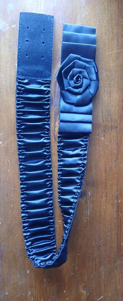 Black satin stretch rosette belt