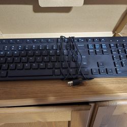 Wired Keyboard (USB-A) - Dell KB216p