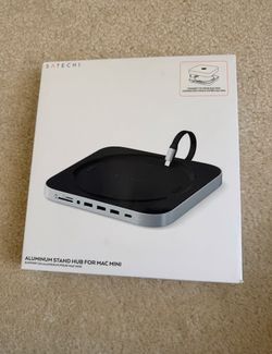 Satechi Aluminum Stand Hub for Mac-mini M2 with SSD Expansion slot