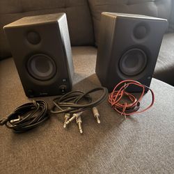 Studio Monitors 