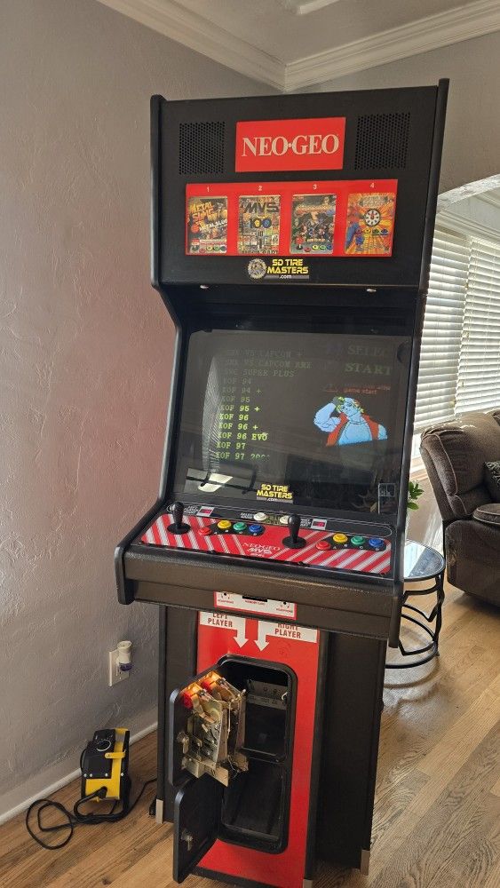 NEO GEO(SNK) ARCADE MACHINE with More Than 100 Games 🎮 Cartridge, Fully Functional $3200 CASH