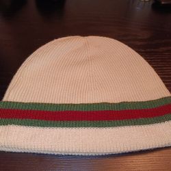Gucci Beanie White 100% Authentic Lost Box 