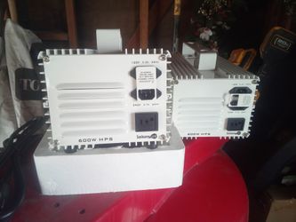 Sunleaves Pulsar 2.0 1000 Watt Switchable Ballast HPS 120/240 Volt Capabilities