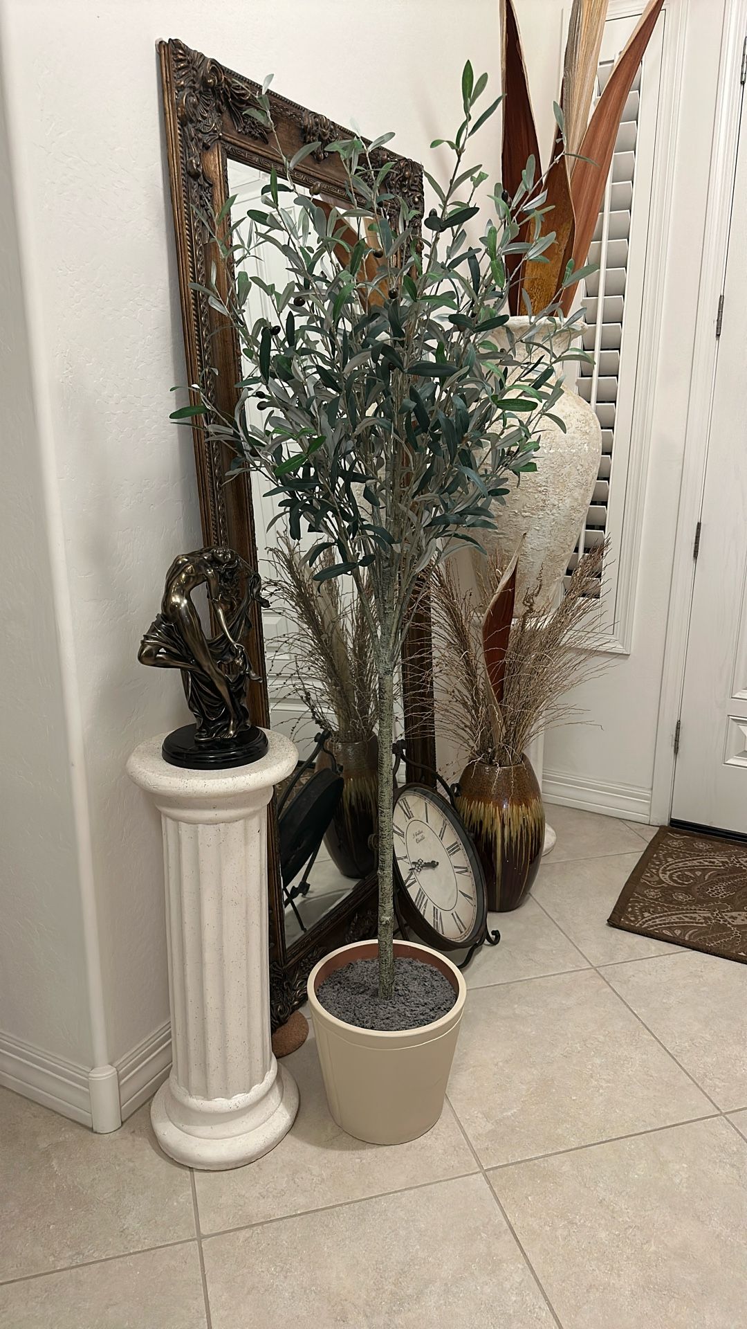 YOLEO 6FT Tall Artificial Olive Tree Faux Silk Plant for Home Office Indoor Decor Fake Olive Tree