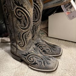 Shyanne Cowgirl Boots