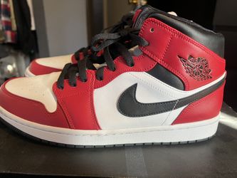 Jordan 1 Mid