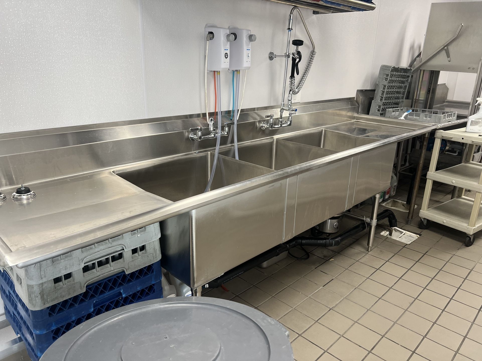 Commercial Sink