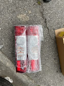 left And Right. tail lamp