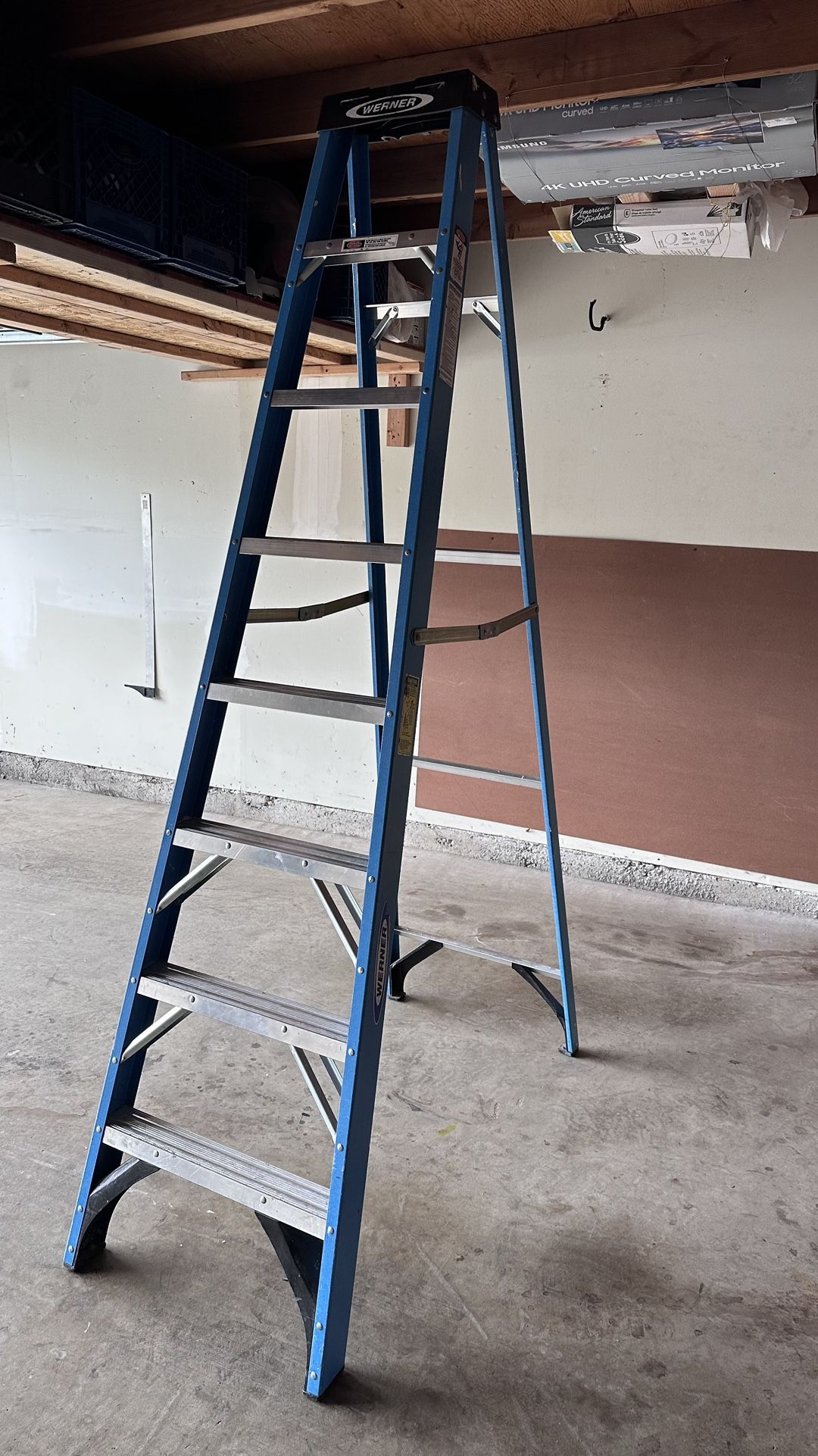 8’ Ladder 