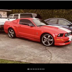 2006 Ford Mustang GT Cobra Shelby Style