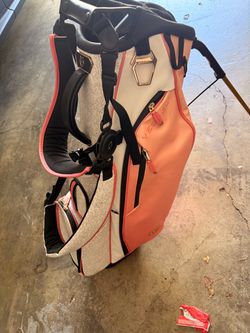 Vessel Stand Golf Bag Pink and White