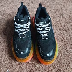 Balenciaga tripple s size 11