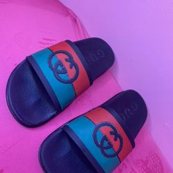 Gucci Slides 