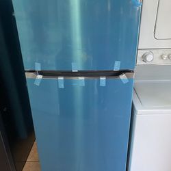 Frigidaire Refrigerator 1V