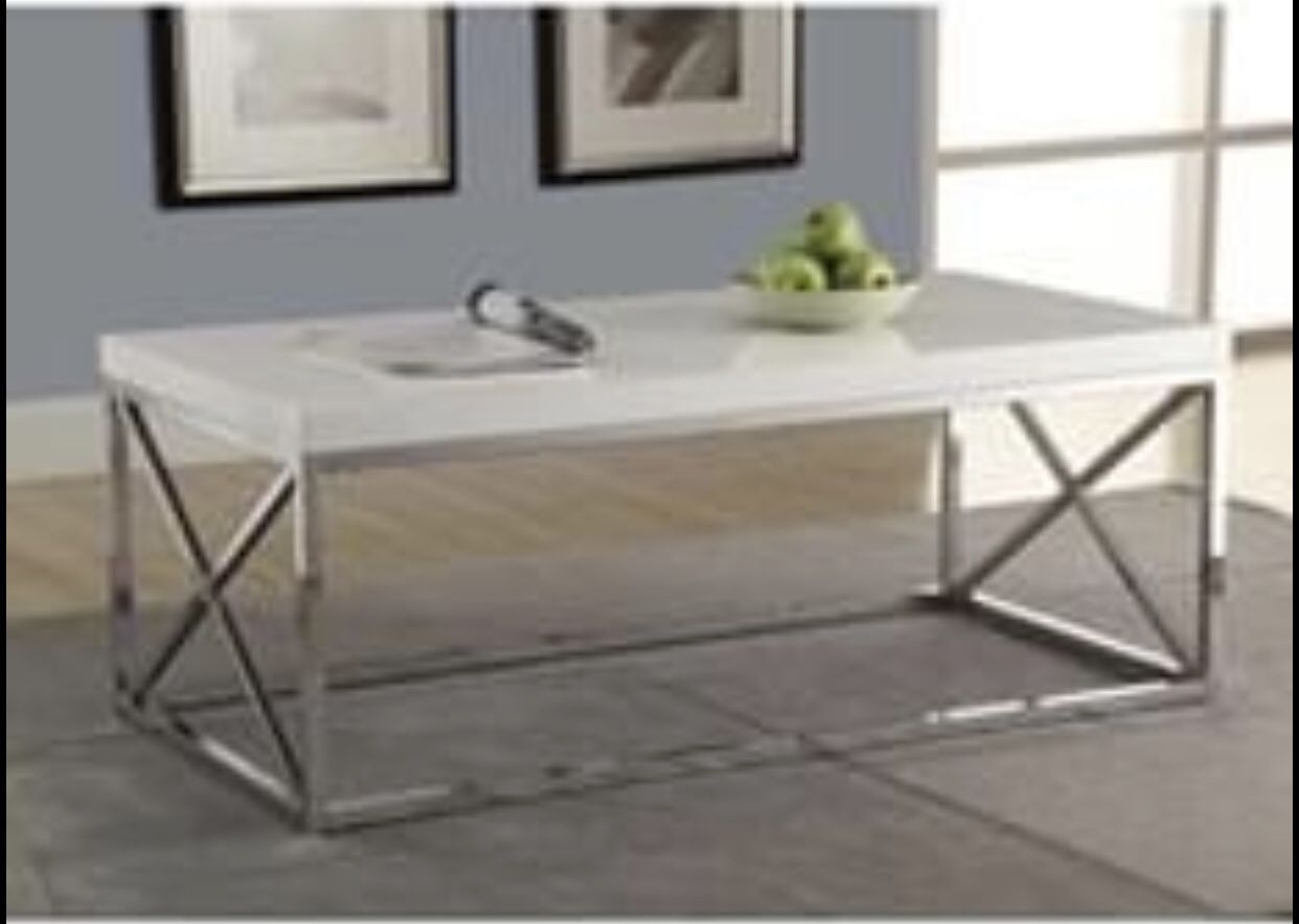 Modern Coffee Table in Glossy White with Chrome Metal Frame