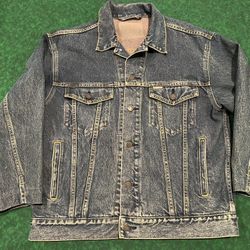 Levi Strauss Signature Vintage Denim Jacket Medium Wash Trucker - Size LARGE