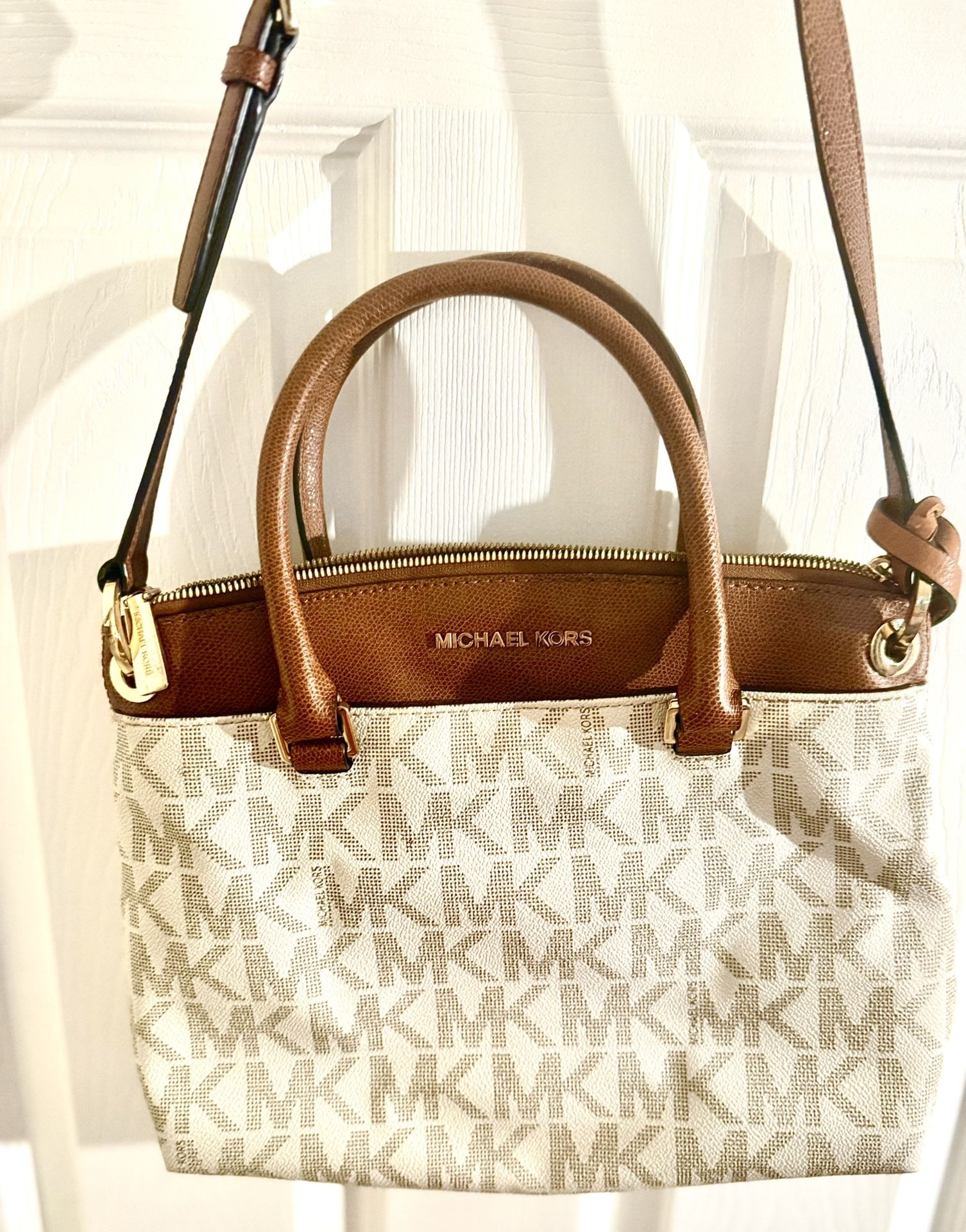 *BRAND NEW Michael Kors Crossbody, Or Tote Never Worn Brand New Out Of The Box