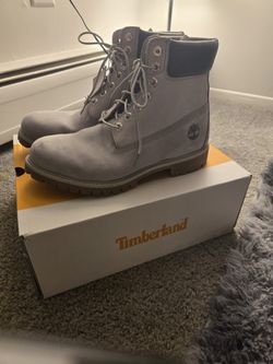 Mens Grey Timb. Size 10